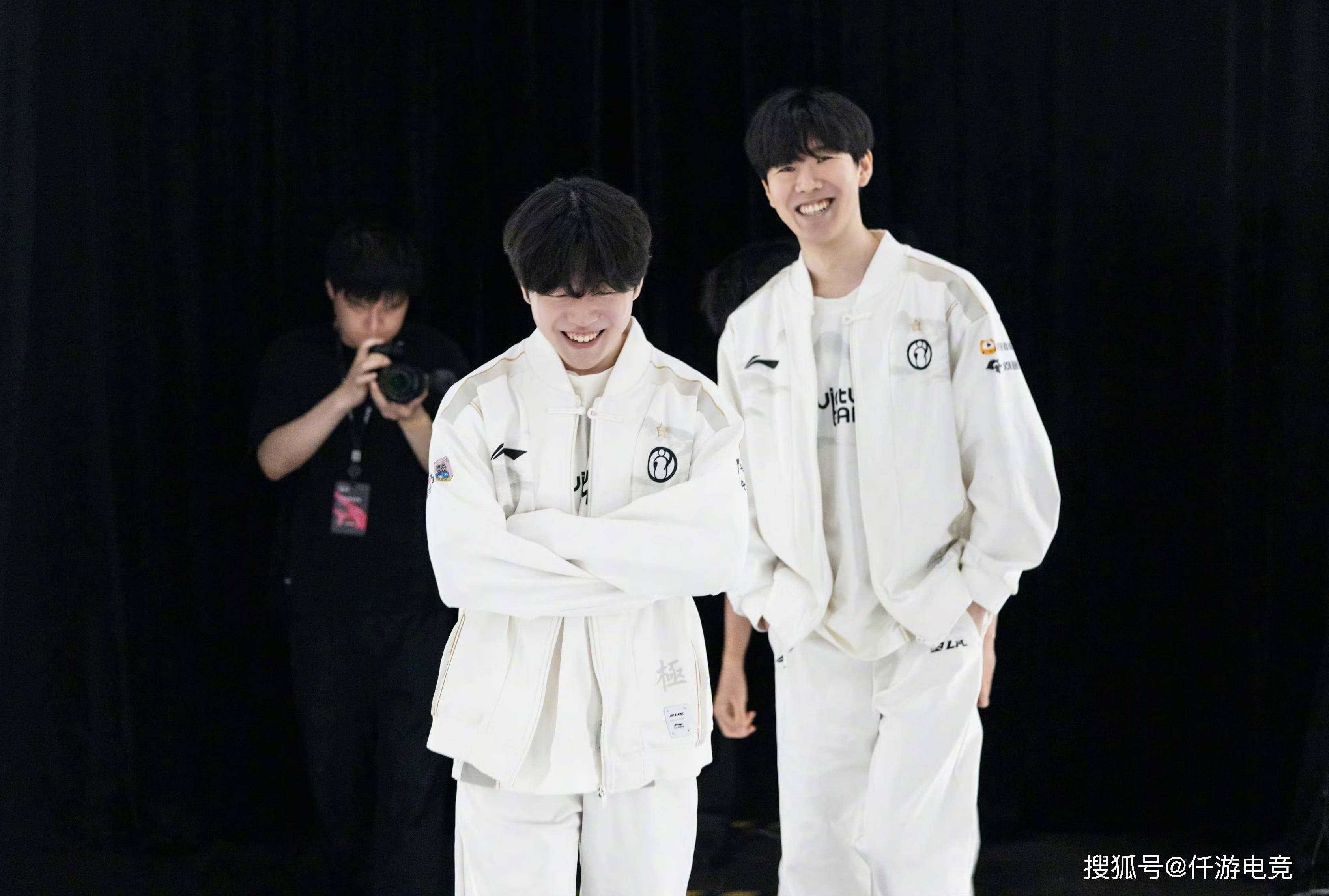 更加辉煌的 更加辉煌的